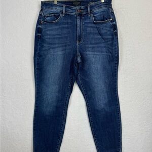 Judy Blue Jeans 14W High Rise Slim Fit Classic Casual Denim Mom jeans